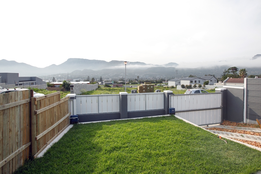 3 Bedroom Property for Sale in Capri Western Cape